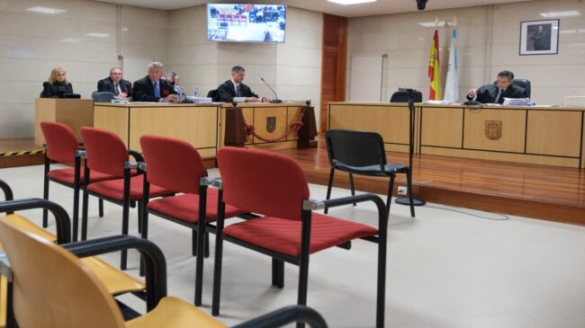 Un acusado de violar a un menor de 14 años en Ferrol se defiende diciendo que no sabía la edad