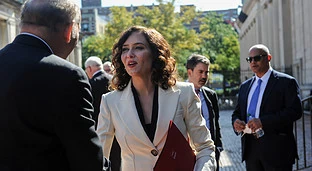 Ayuso pretende convertir Madrid en un centro mundial de IA, biofarma y videojuegos