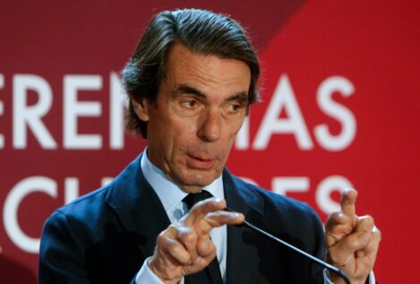 Aznar pide reformas estructurales: «España está prácticamente parada desde 2008»