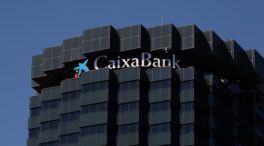 Caixabank y el resto de cajas elevan a 28 los días de vacaciones de sus empleados