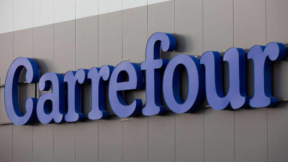 Franquiciados de Carrefour organizan una protesta ante la sede central de la empresa