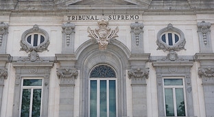 El Supremo avala expulsar a un inmigrante irregular si no se marcha tras ser sancionado