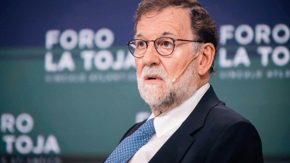 Rajoy: «El PNV ha acabado siendo el monaguillo de Frankenstein»