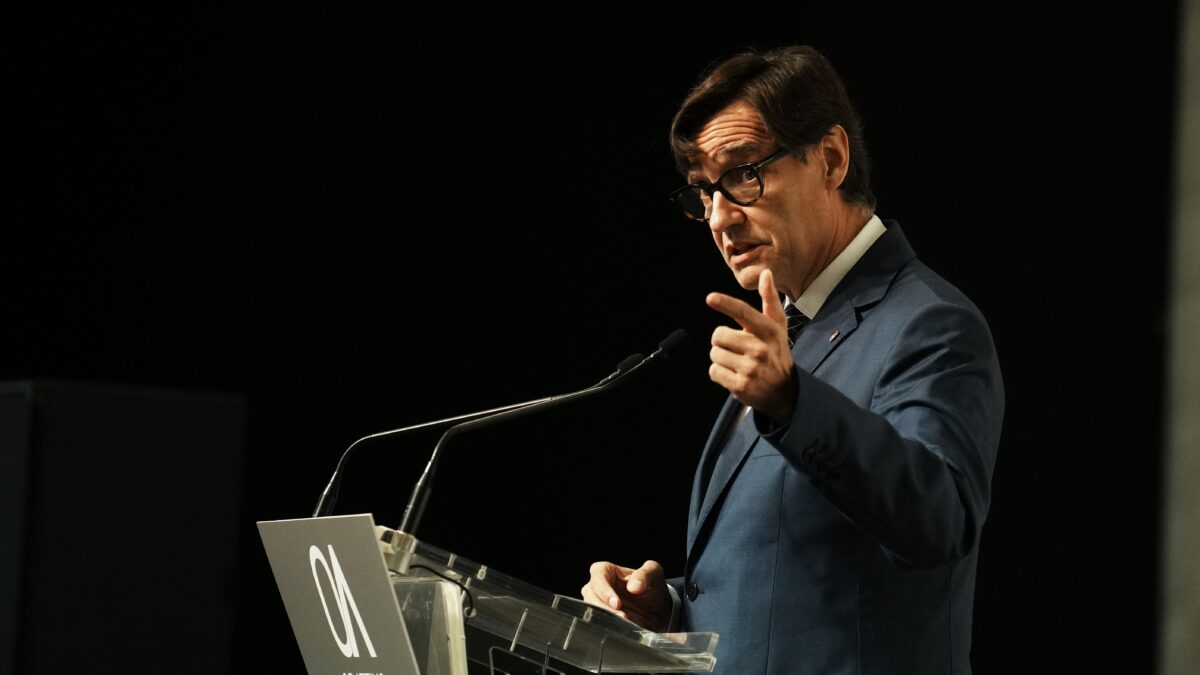 Illa, partidario de explorar políticas para Cataluña, pero «dentro« de la Constitución
