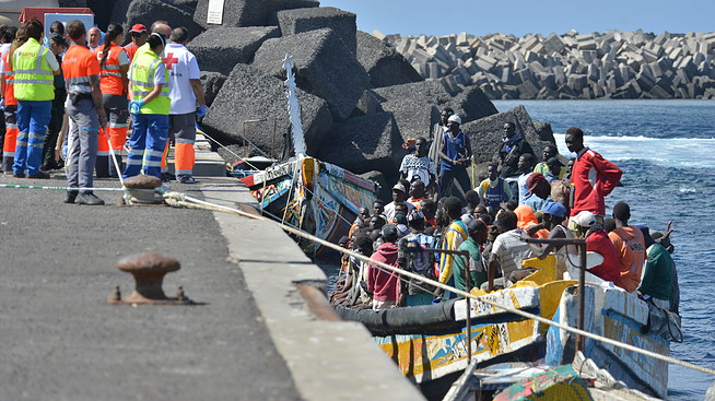 Avalancha migratoria en Canarias: rescatadas más de 2.500 personas en la última semana