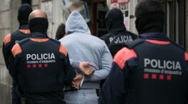 Detenidos tres hombres que colocaron siete artefactos explosivos caseros por Barcelona
