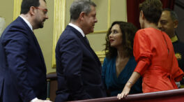 Isabel Díaz Ayuso escoge un vestido azul para la jura de Leonor con guiño especial a la princesa