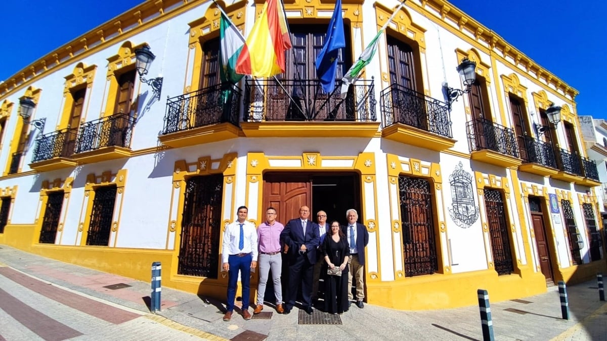 El PP pacta con Izquierda Unida para arrebatar la alcaldía al PSOE en Turre (Almería)