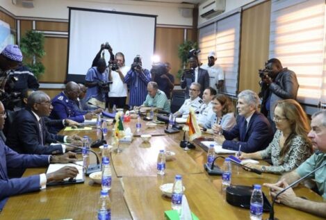 Marlaska resalta en Senegal que la cooperación evitó 7.000 salidas de inmigrantes a Canarias