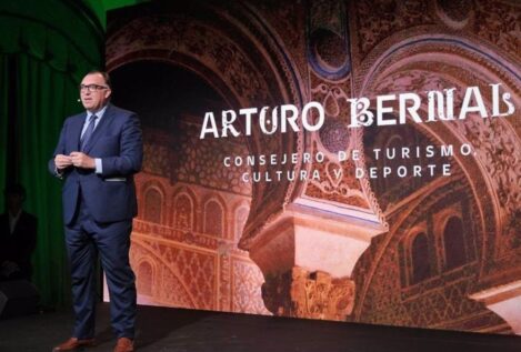 La Junta presenta su nueva campaña turística con el lema 'Andalucía te rompe'