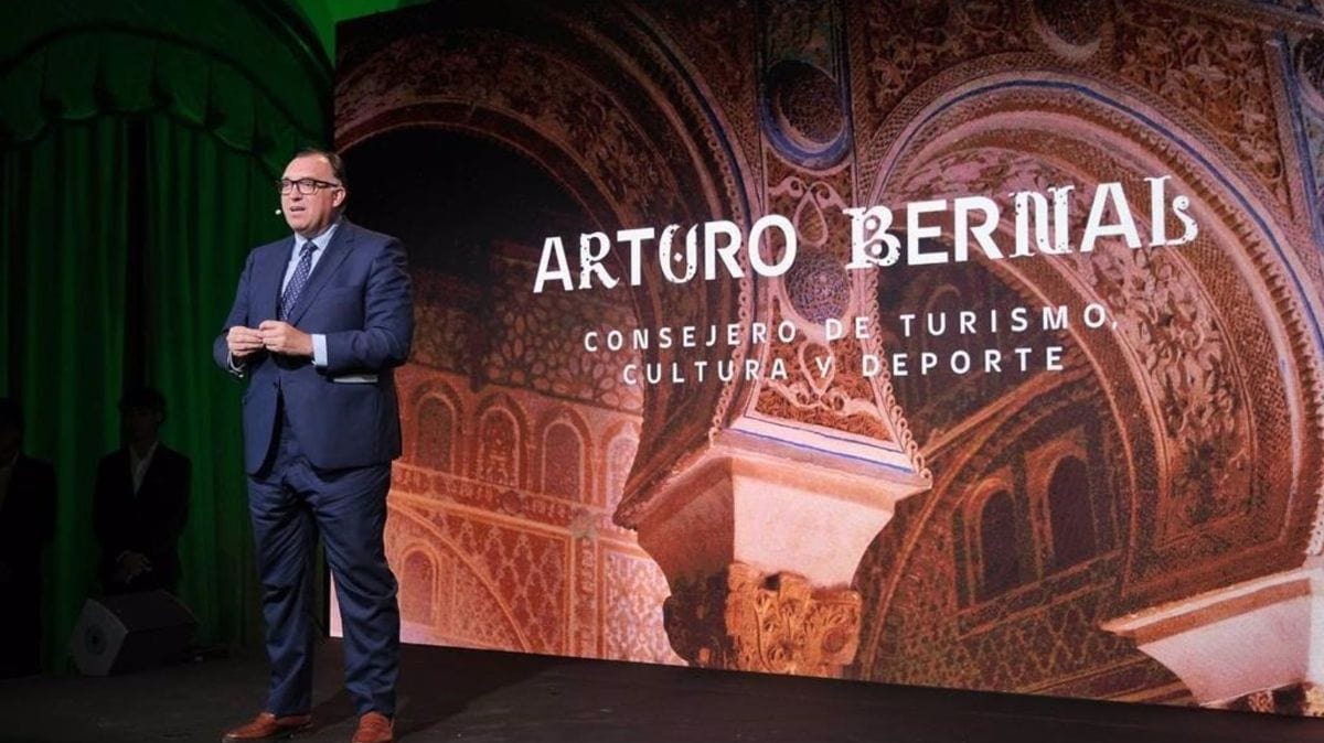 La Junta presenta su nueva campaña turística con el lema ‘Andalucía te rompe’