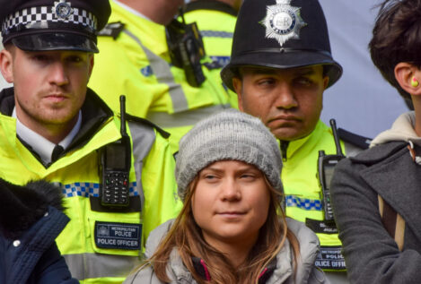 Reino Unido acusa a Greta Thunberg de alteración del orden público