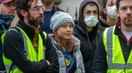 La Policía británica detiene a Greta Thunberg en Londres durante una protesta