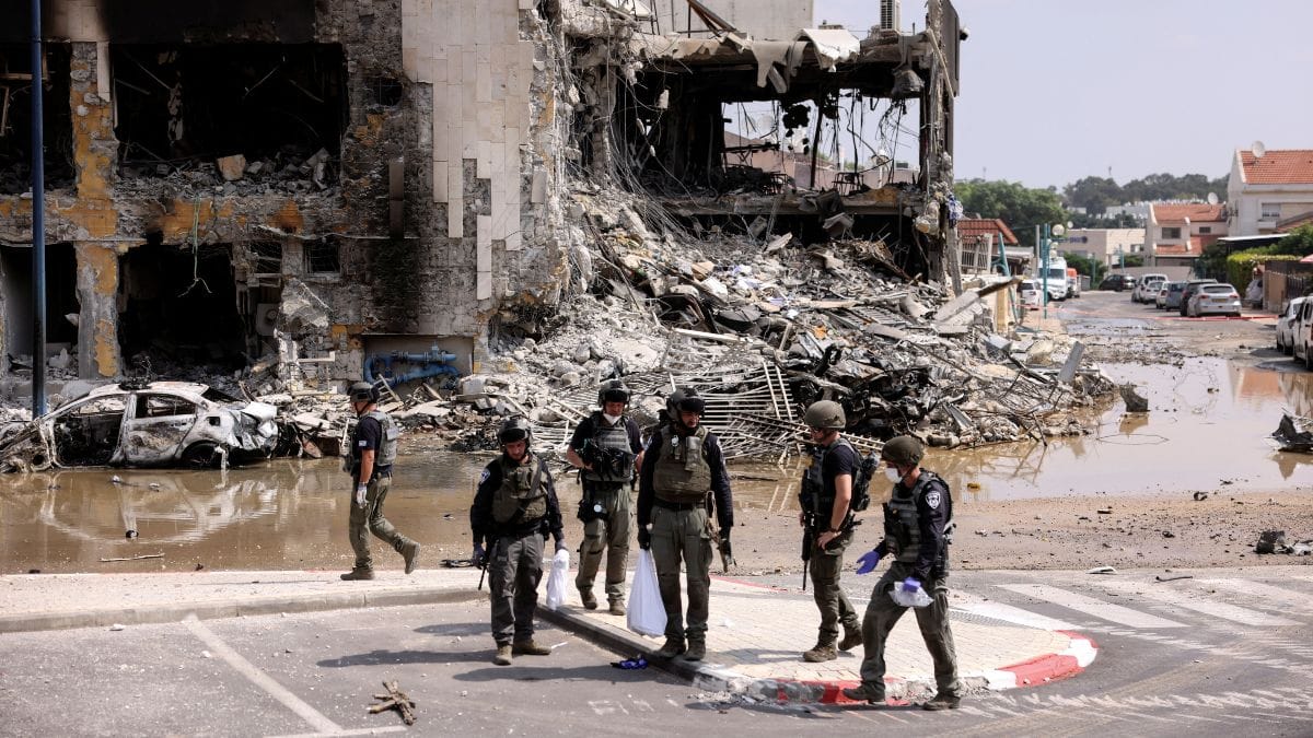 Israel responde y ataca infraestructuras de Hamás en la Franja de Gaza