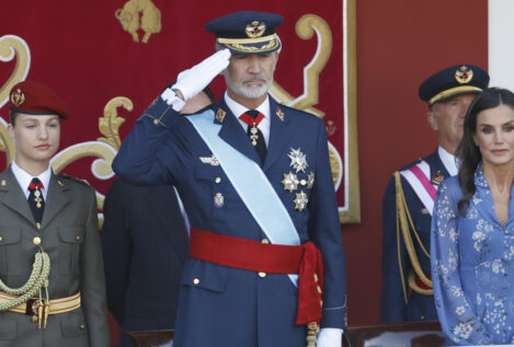 La princesa Leonor estrena uniforme militar para asistir al desfile de la Fiesta Nacional