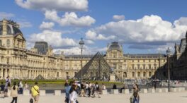 El Louvre cierra por «razones de seguridad» ante el temor a un atentado