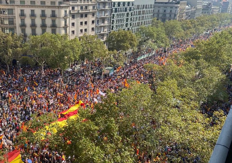 La manifestación del 8 de octubre en Barcelona contra la amnistía, en imágenes