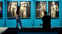 Un museo de Barcelona acoge una exposición de fotografía que recomienda visitar desnudo