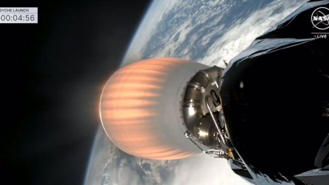 La NASA ejecuta con éxito el lanzamiento de su misión 'Psyche' a un asteroide metálico