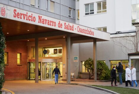 Navarra y Asturias aún castigan a sus médicos por compaginar la sanidad pública y la privada