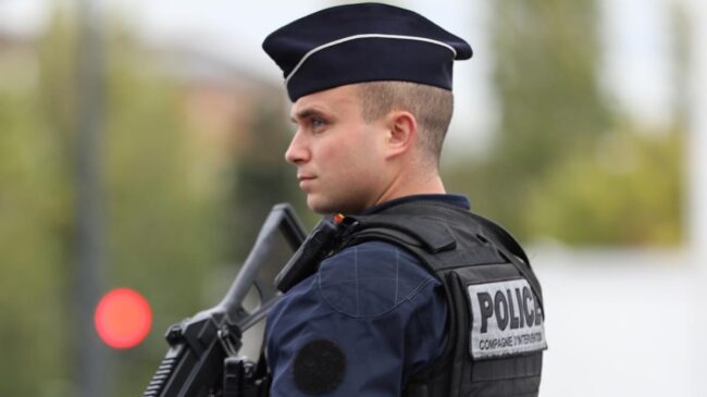 La Policía francesa dispara a una mujer que amenazaba con cometer un atentado