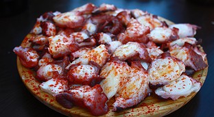 Dónde comer en La Coruña: 10 restaurantes en los que pedir pulpo, empanada o marisco