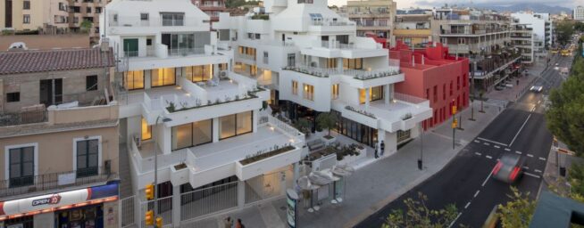 El gobierno de Baleares abre la puerta a la conversión masiva de locales en viviendas