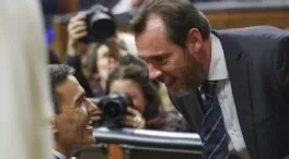 El emperador Sánchez y su cancerbero Puente