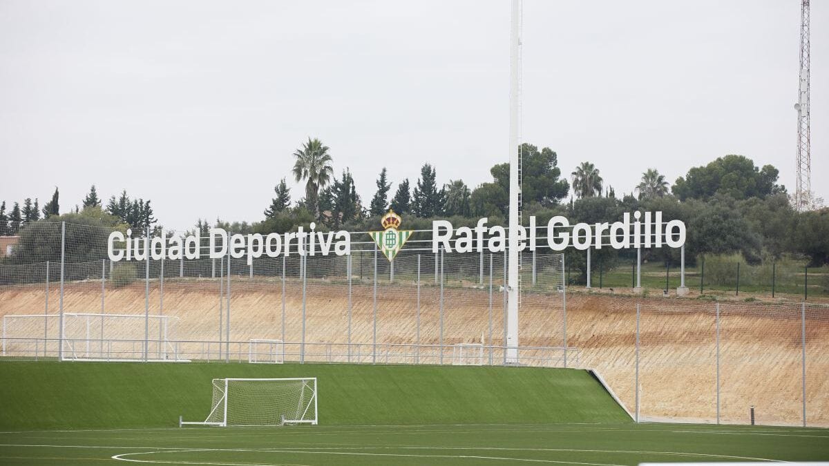 El Real Betis estrena ciudad deportiva y el Málaga CF inaugura la primera fase de la suya