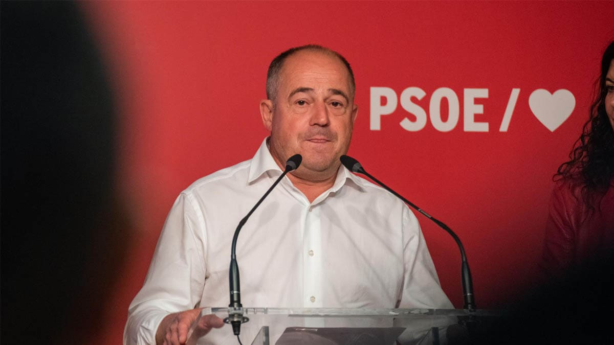 El PSOE de Castilla-La Mancha: la investidura de Sanchez escenifica la democracia