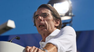 FAES acusa al PSOE de abrazar la «estrategia de destrucción del orden constitucional»