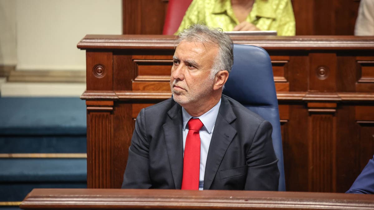 Ángel Víctor Torres: el «tipo normal» bregado en crisis que dirigirá la Política Territorial