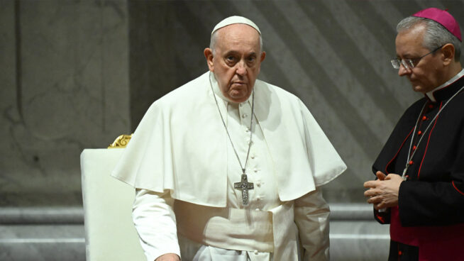 El Vaticano dicta que las operaciones de cambio de sexo van contra la dignidad humana