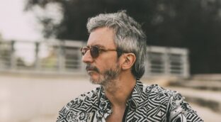 Xoel López: «Cuando escribo se impone lo importante sobre lo urgente»