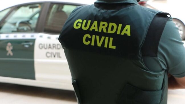 Un hombre ingresa en prisión por apuñalar a su pareja en Valencia y huir a Madrid