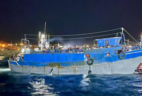 Llegan 1.200 inmigrantes a la isla de Lampedusa en poco más de 24 horas
