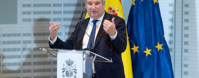 Sánchez reforzará el Ministerio de Industria y a Jordi Hereu tras la salida de Calviño al BEI