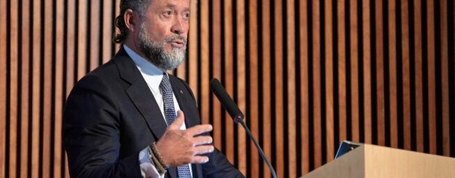 Abanca fusiona su 'holding' de participadas de 1.300 millones para ahorrar costes