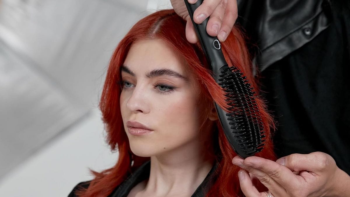 Mejor cepillo alisador 2023: la selección de herramientas para tener el pelo  perfecto (y natural) en menos de 5 minutos