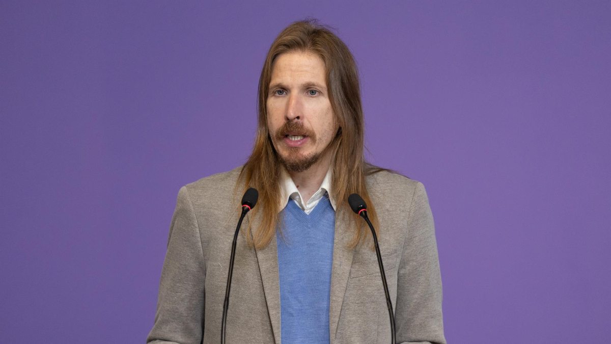 Podemos avisa al PSOE que sería «irresponsable» dejarles fuera del Gobierno