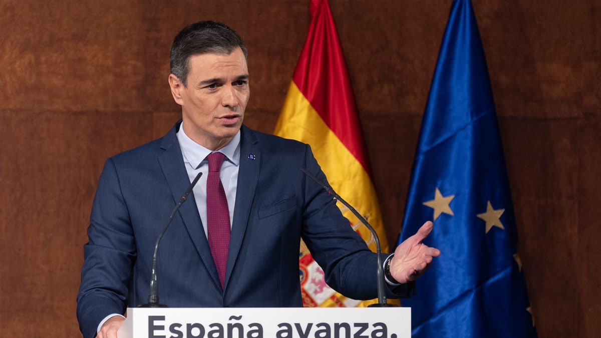 Sánchez denuncia el acoso de «reaccionarios» en las sedes: «Es atacar la democracia»