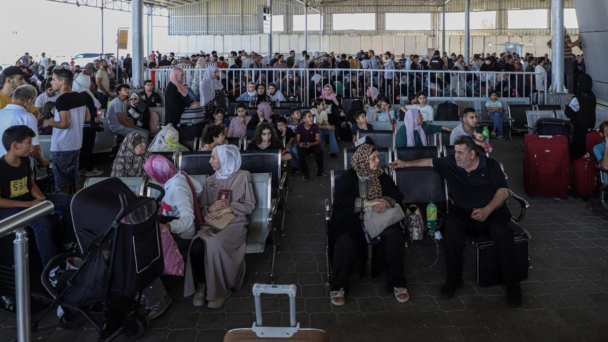 Las autoridades de Gaza dicen que 80 españoles podrían salir hoy de la Franja