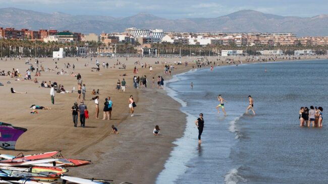 Cielos soleados y temperaturas primaverales en casi toda España, excepto en Galicia