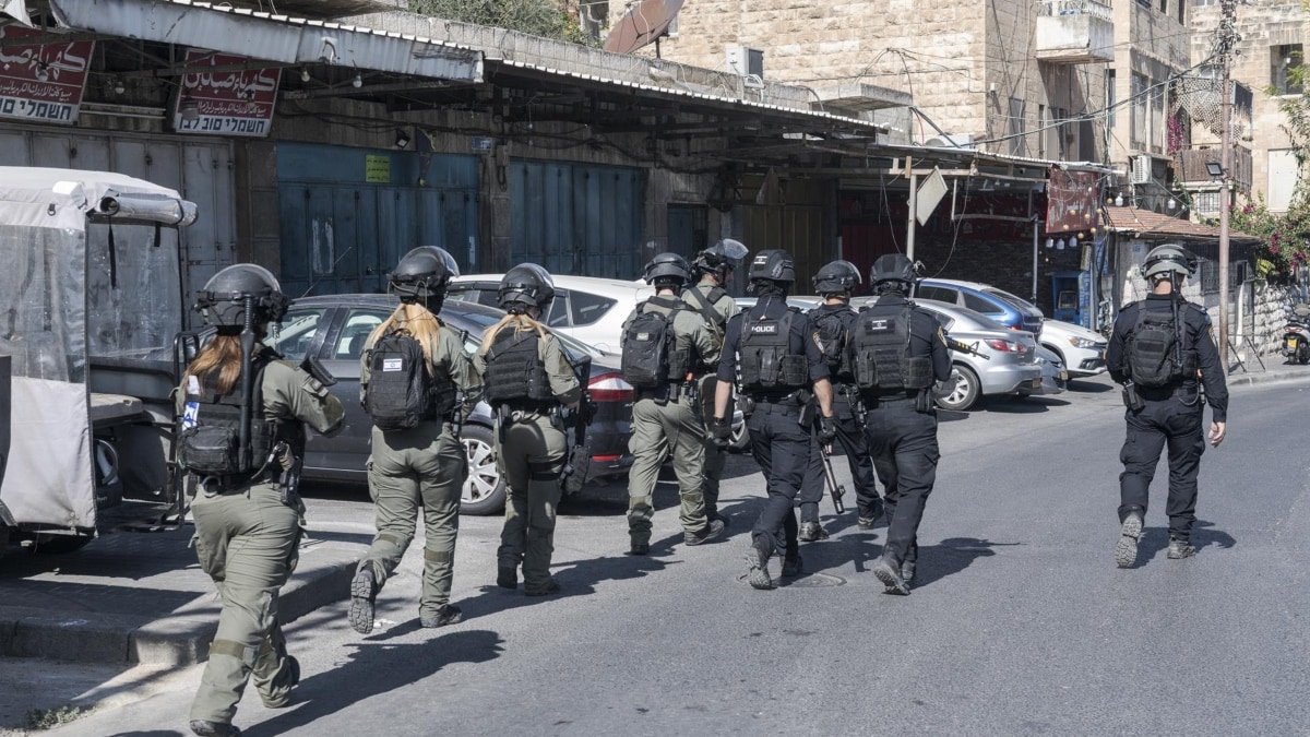 Asesinan a tres israelíes en un atentado perpetrado por dos palestinos en Jerusalén