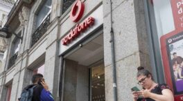 Zegona estudia integrar la red fija de Vodafone con Orange o Telefónica ante su baja valoración
