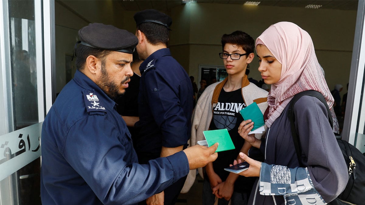 Las autoridades de Gaza autorizan a 41 españoles a salir este lunes de la Franja