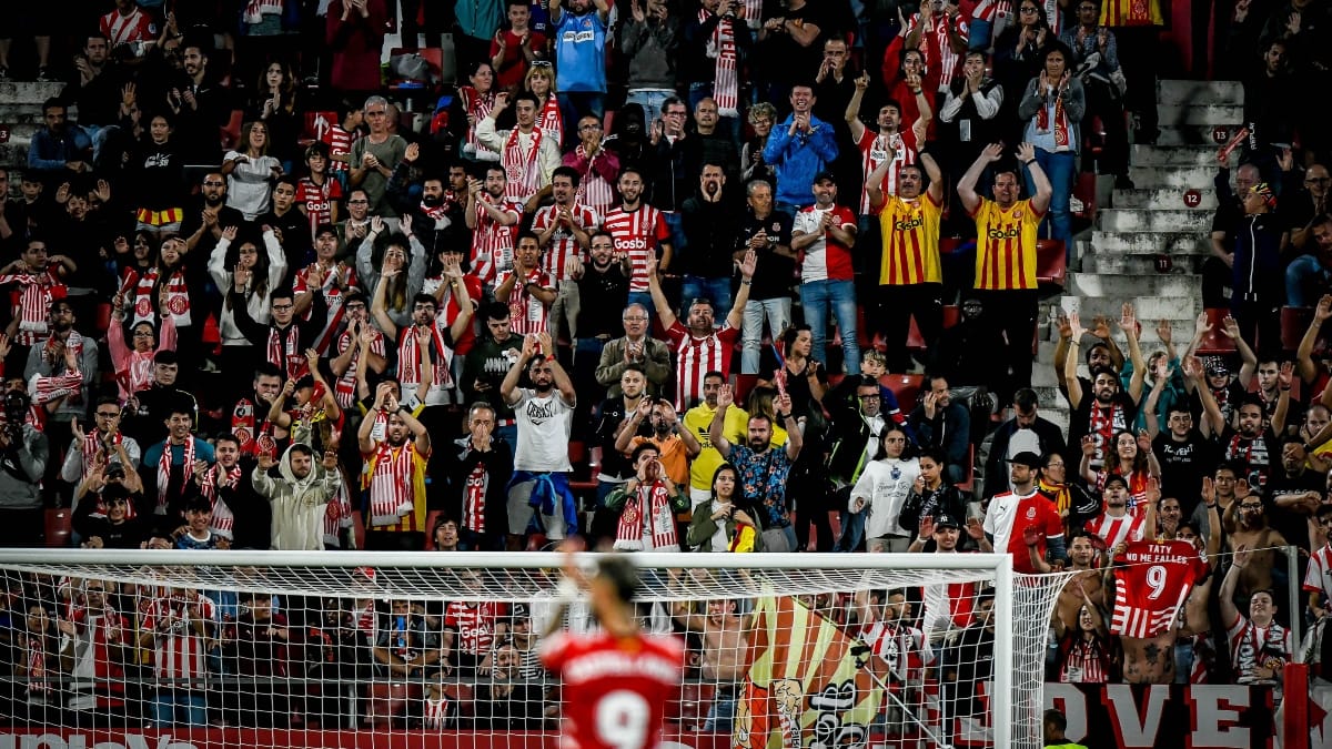 El Girona FC de Míchel ‘vuela’ y ya es líder en solitario de La Liga