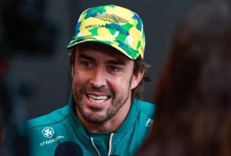 Alonso desmiente su fichaje por Red Bull: «Son rumores de gente que quiere seguidores»