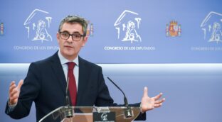 Un subdirector general de Moncloa torpedea un manifiesto de 150 economistas del Estado