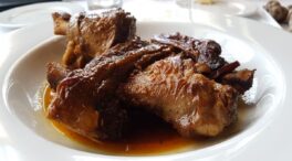 Qué comer en Canarias: saborea la típica carne canaria en el popular guiso de cabra de la isla